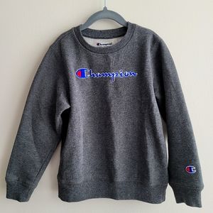 Champion sweatshirt for boys size 7
